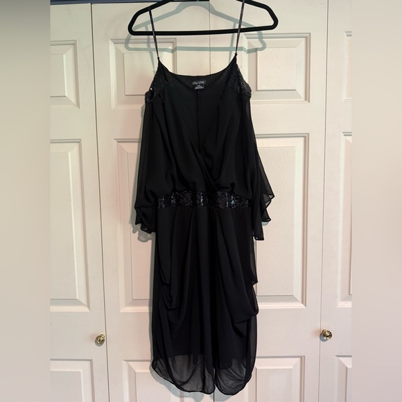 City Chic Black Sequin Wrap Dress - Picture 7 of 10